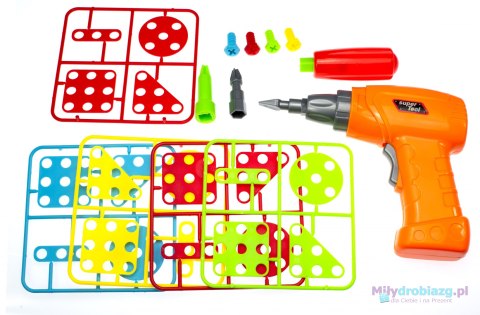 Puzzle Klocki w walizce + wkrętarka 151 el. Puzzle Klocki w walizce + wkrętarka 151 el.